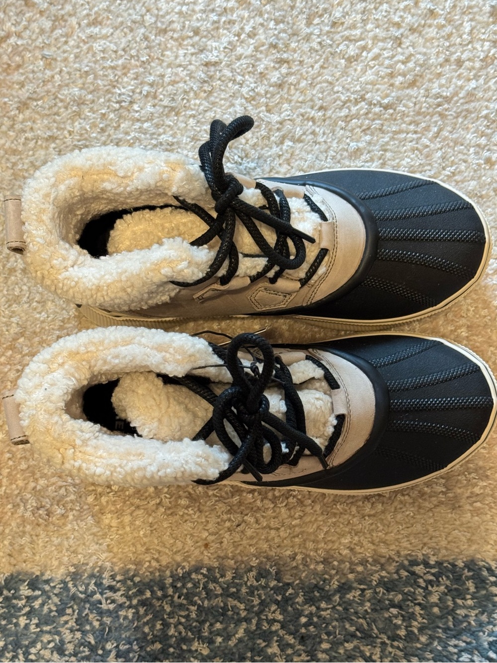 NEW Sorel Out N About IV Chillz Waterproof Boots in Taupe - Picture 7 of 11